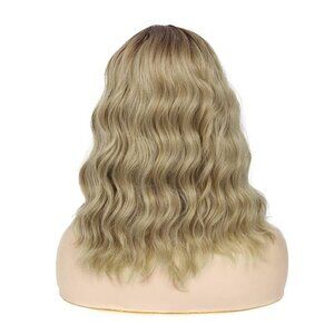 Short Wavy Blonde Bob Wig